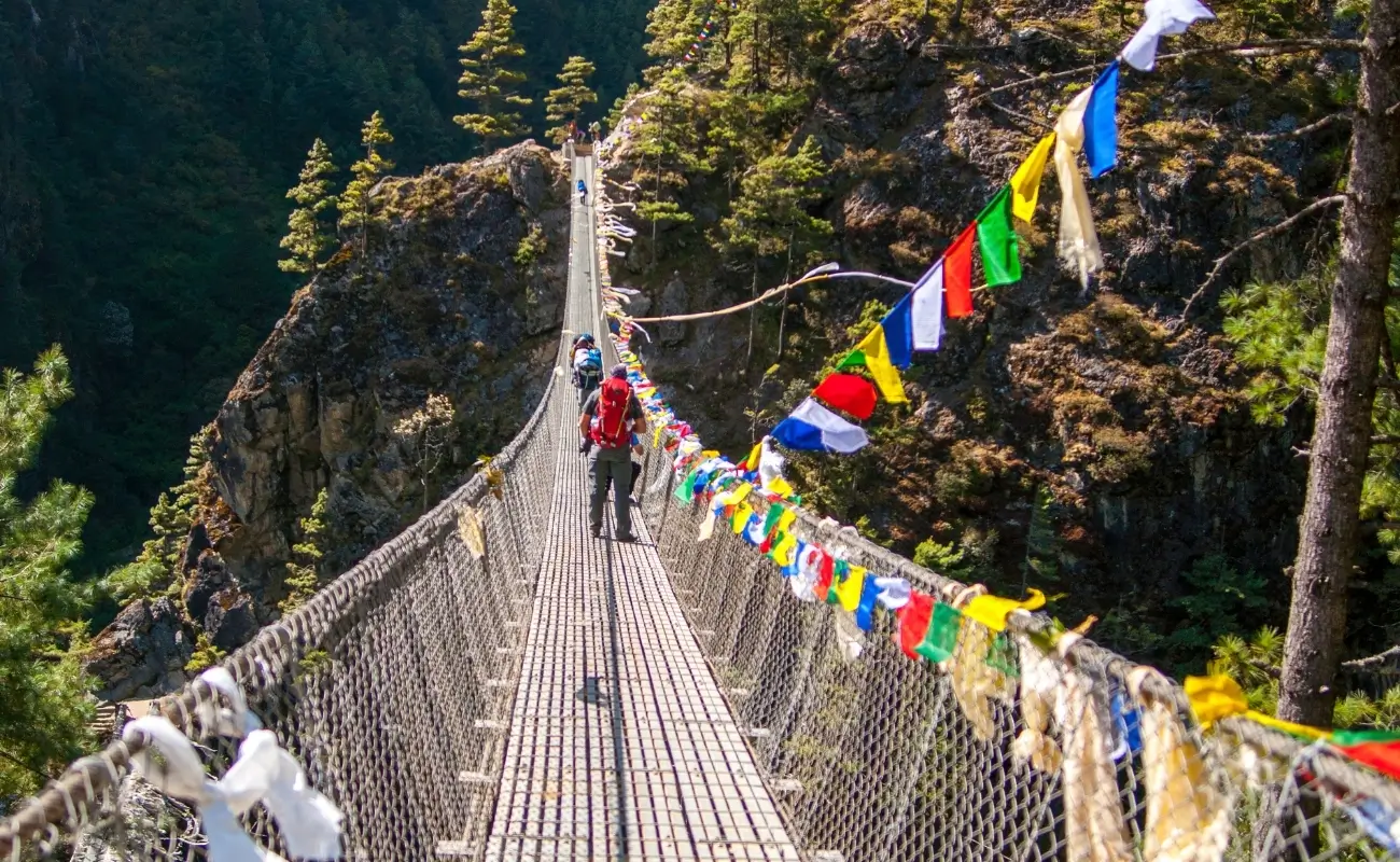 suspension-bridge-ebc-trek